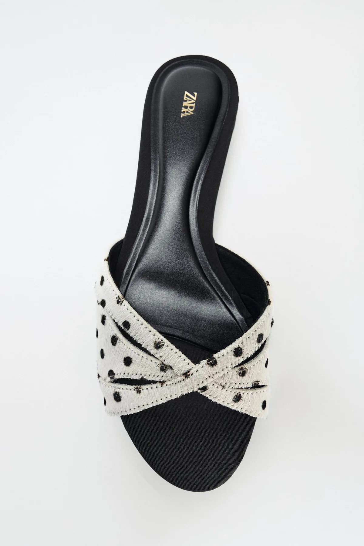 SANDALES PLATES EN CUIR 100% PEAU DE VACHE AVEC POIL