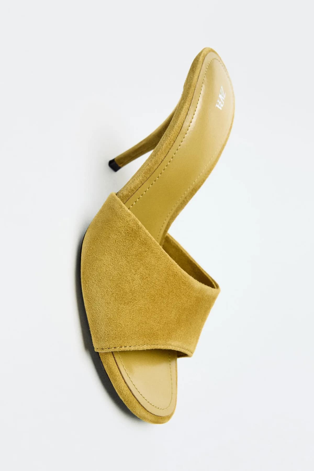SANDALES À TALONS EN DAIM